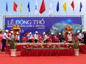 Tìm hiểu về cờ chuối và đơn vị cung cấp cờ chuối uy tín, chất lượng