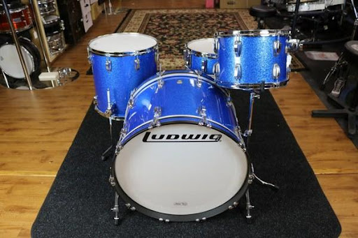 Trống đội Ludwig xanh là gì?